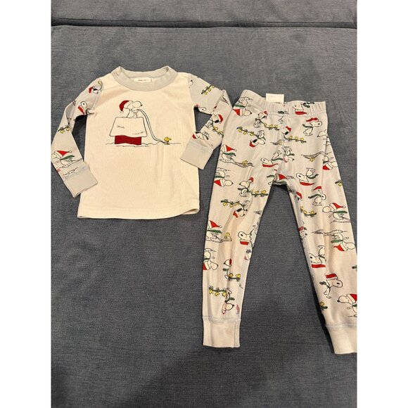 Hanna Andersson Pajamas - Ice Skating Snoopy - Picture 1 of 3